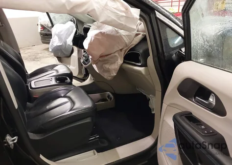 2021 Chrysler Pacifica Touring L from USA, damaged, VIN 2C4RC1BG2MR574464